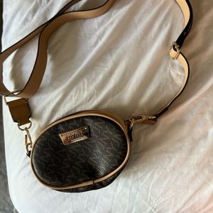 Jones New York Fanny pack